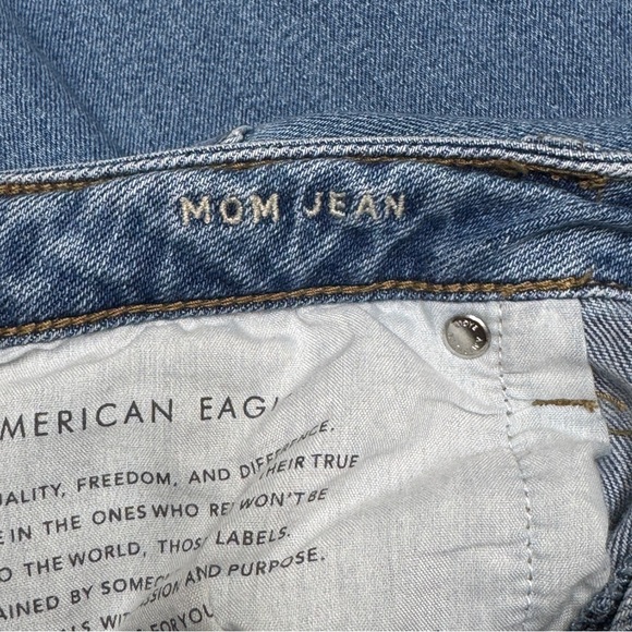 {AE American Eagle} "Mom Jean" Straight Leg Stretch Denim Jean - Picture 6 of 8